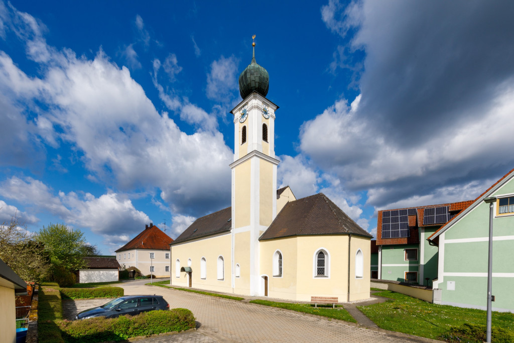 Kirche Bubach am Forst