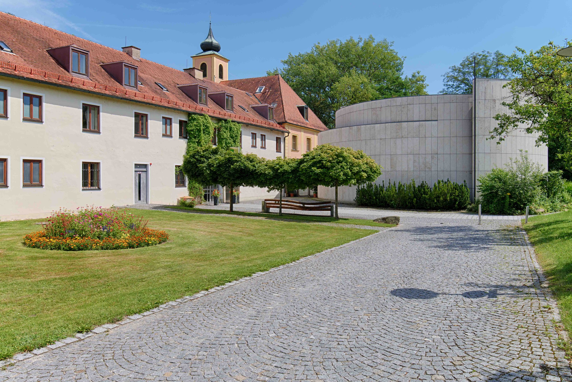Regenstauf - Filialkirche Hl. Albertus Magnus (Schloss Spindlhof)